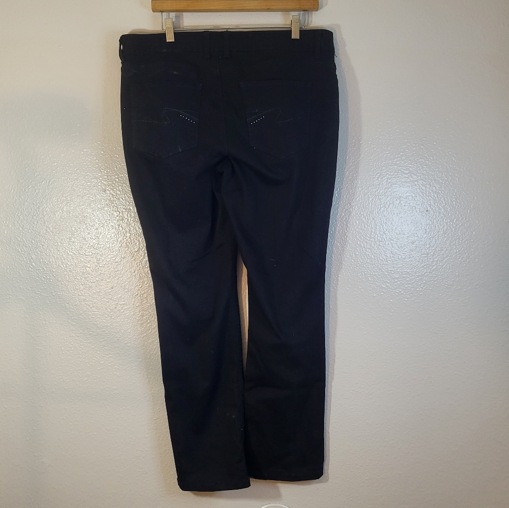 Lee Perfect Fit Straight Leg Jeans - Picture 4 of 4